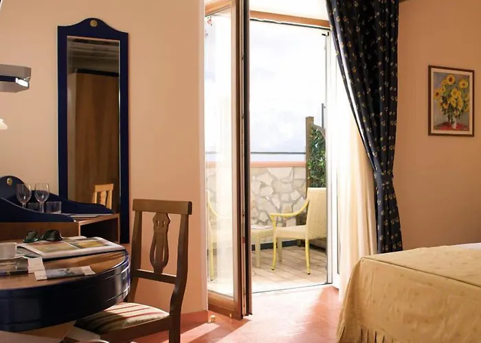 Prestige 4* Península Sorrentina