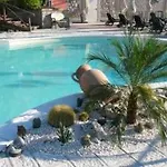Prestige Hotell 4*