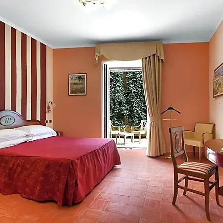 Prestige Szálloda 4*
